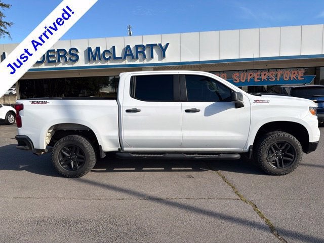 2022 Chevrolet Silverado 1500 Custom Trail Boss
