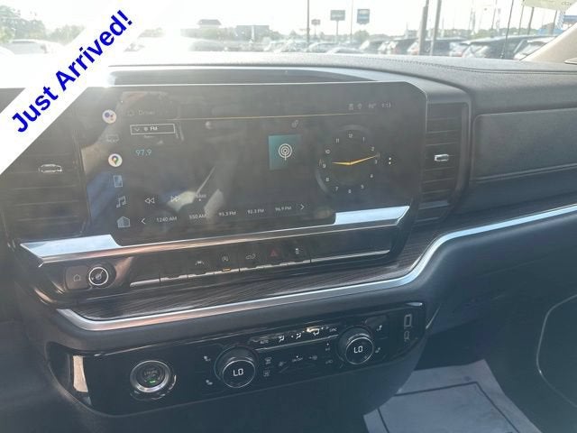 2022 Chevrolet Silverado 1500 LT (2FL)