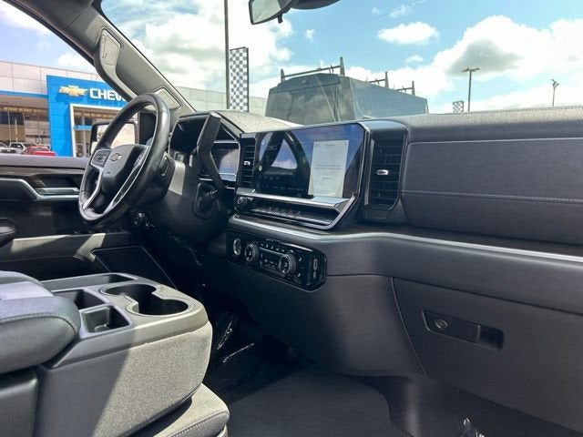 2022 Chevrolet Silverado 1500 LT (2FL)