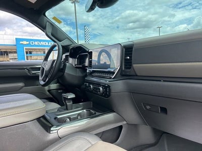 2025 Chevrolet Silverado 1500 ZR2