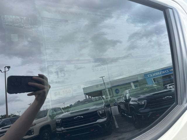 2026 Chevrolet Silverado 1500 ZR2 - Photo 36