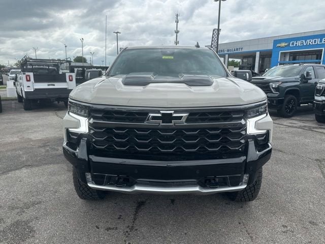 2026 Chevrolet Silverado 1500 ZR2 - Photo 8