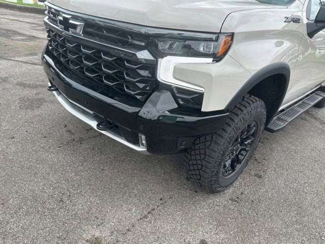 2026 Chevrolet Silverado 1500 ZR2 - Photo 9