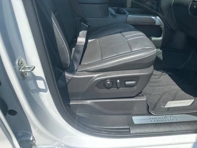 2022 Chevrolet Silverado 1500 LTD High Country