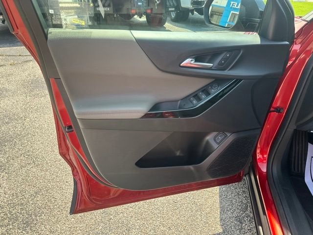 2027 Chevrolet Equinox LT - Photo 11