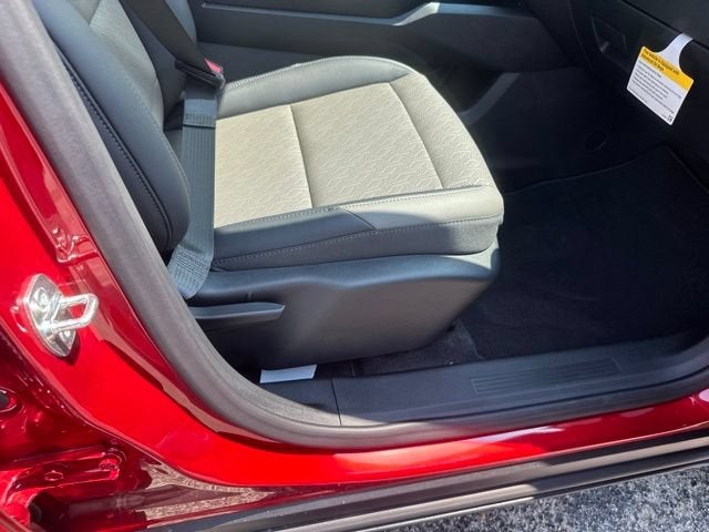 2027 Chevrolet Equinox LT - Photo 32