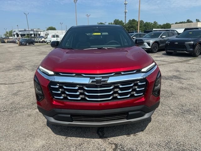 2027 Chevrolet Equinox LT - Photo 8