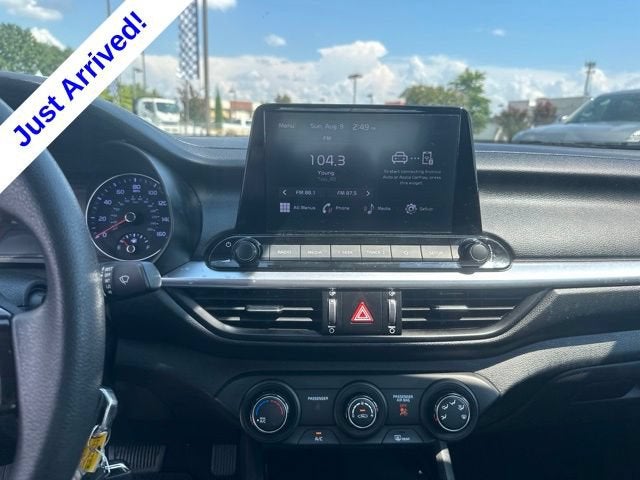 2023 Kia Forte LXS - Photo 22