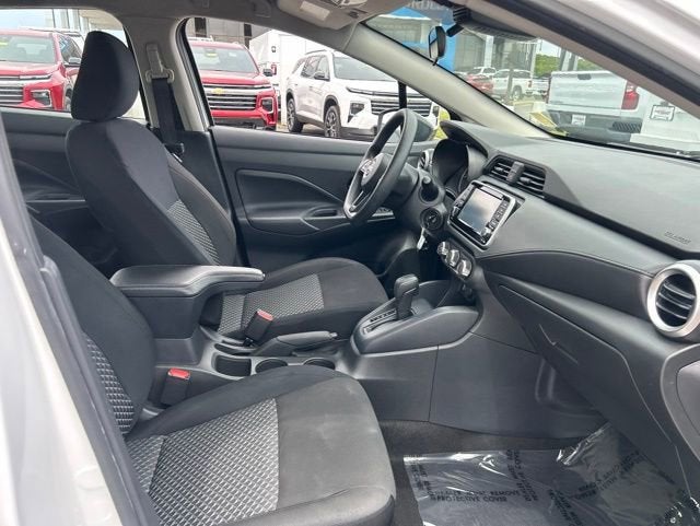 2024 Nissan Versa 1.6 S
