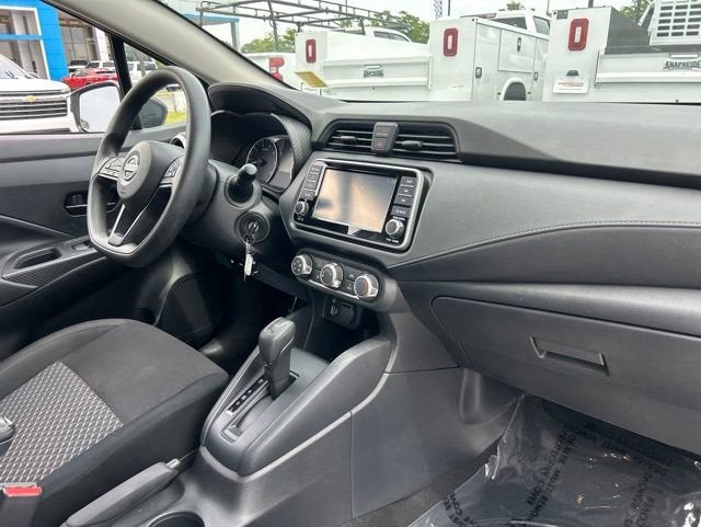 2024 Nissan Versa 1.6 S