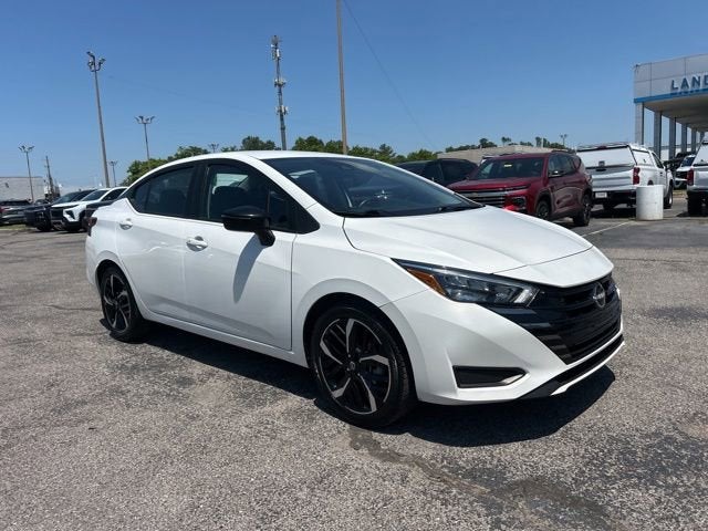 2024 Nissan Versa SR