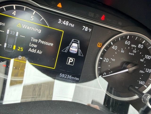 2024 Nissan Versa SR