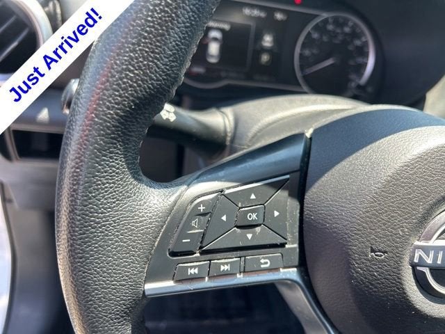 2024 Nissan Versa 1.6 SR