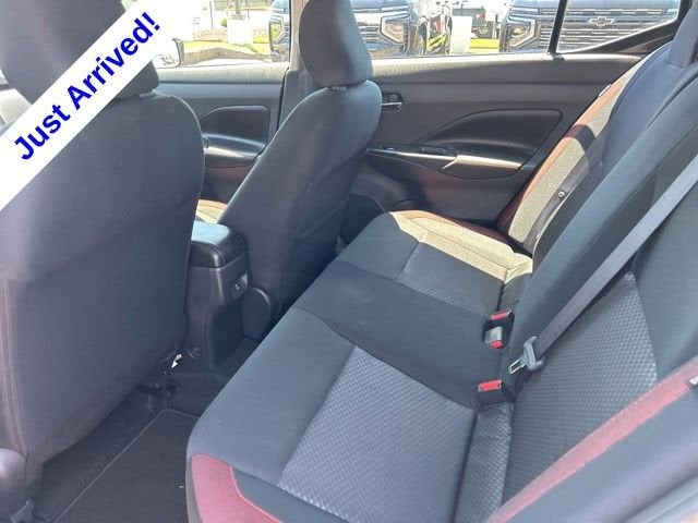 2024 Nissan Versa 1.6 SR