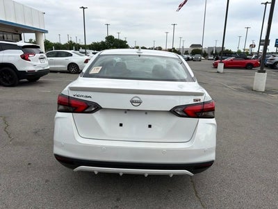 2024 Nissan Versa SR