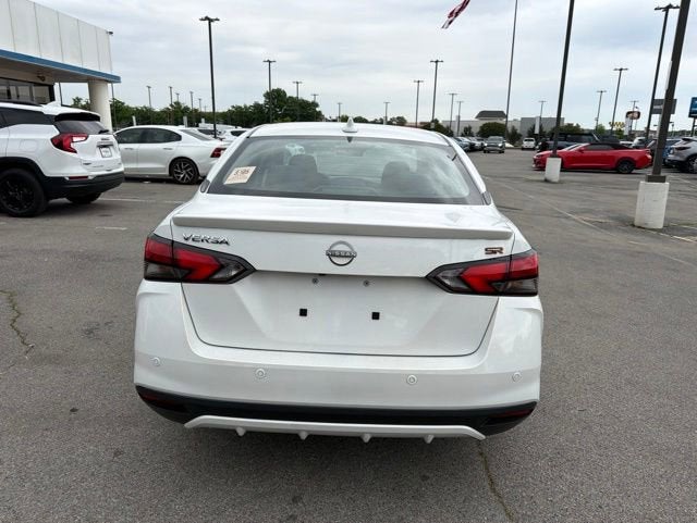2024 Nissan Versa SR