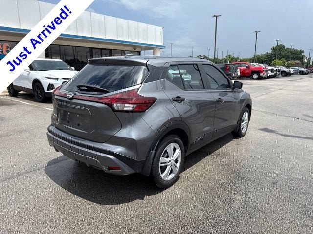 2025 Nissan Kicks Play S