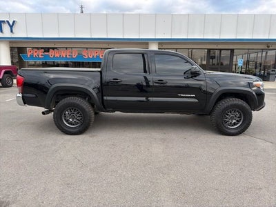 2017 Toyota Tacoma SR5