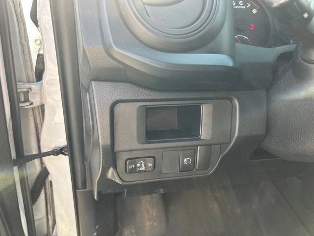2018 Toyota Tacoma SR V6