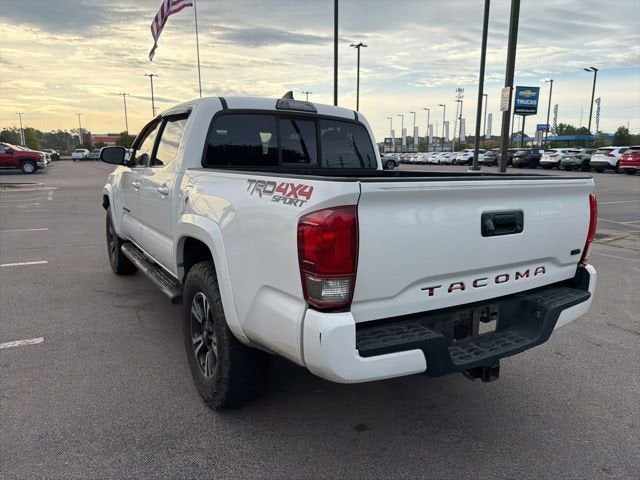 2016 Toyota Tacoma SR