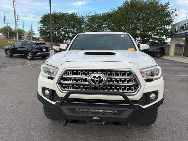 2016 Toyota Tacoma SR