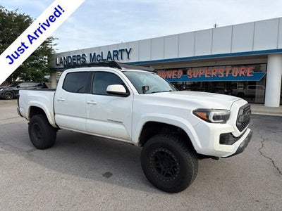 2017 Toyota Tacoma SR5 V6