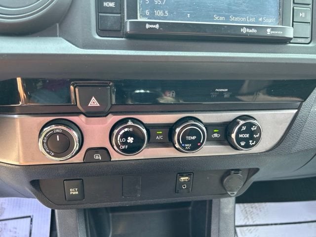 2017 Toyota Tacoma SR5 V6