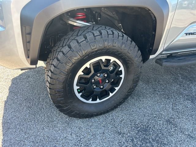 2025 Toyota Tacoma 4WD SR