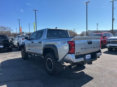 2025 Toyota Tacoma 4WD SR