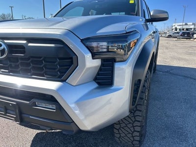2025 Toyota Tacoma 4WD SR