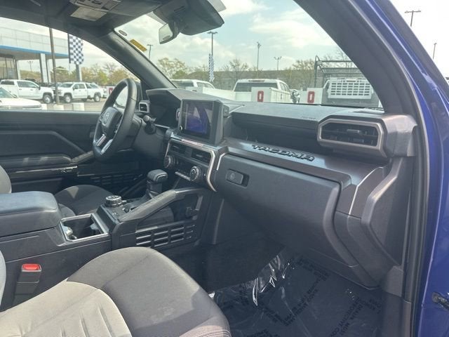 2025 Toyota Tacoma 4WD SR