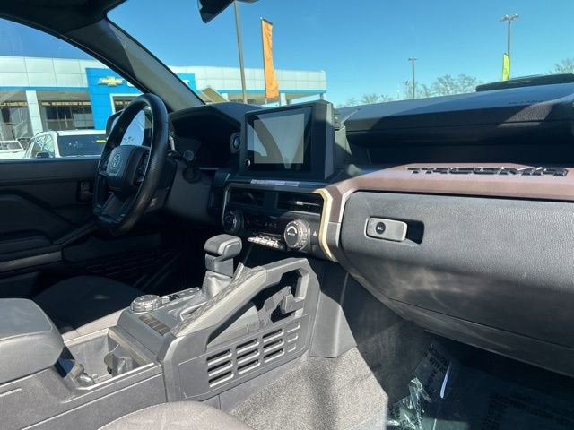 2025 Toyota Tacoma 4WD SR