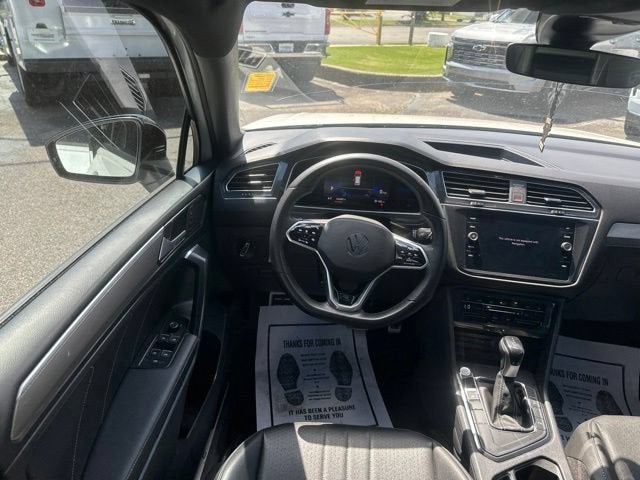 2023 Volkswagen Tiguan 2.0T SE R-Line Black