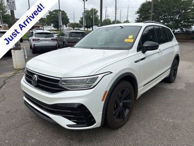 2023 Volkswagen Tiguan SE R-Line Black