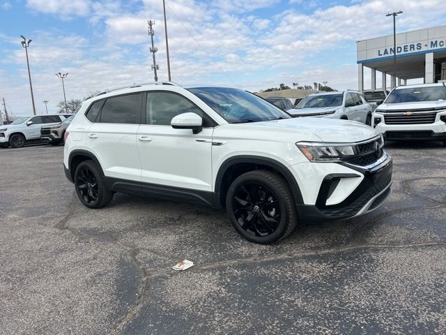 2024 Volkswagen Taos SE