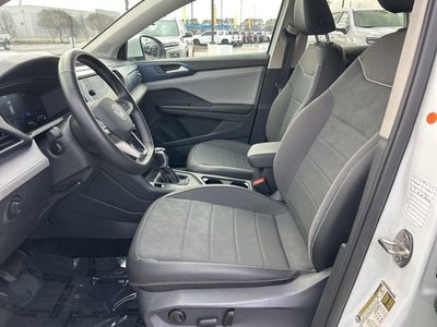 2024 Volkswagen Taos SE