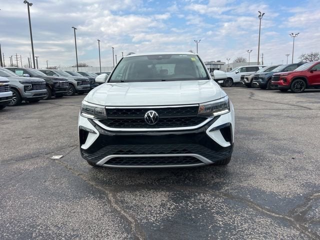 2024 Volkswagen Taos SE