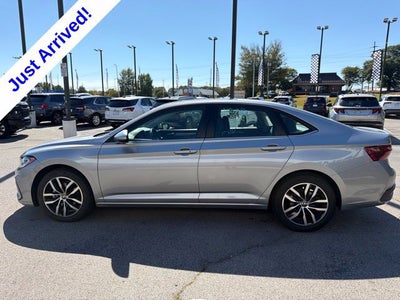2025 Volkswagen Jetta SE