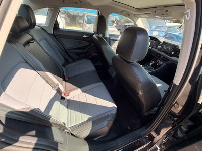 2025 Volkswagen Jetta SE