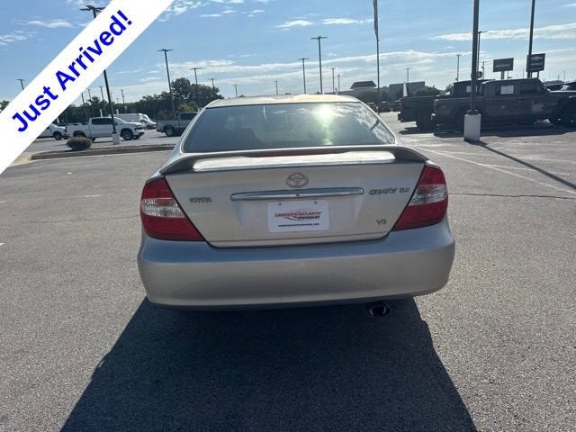 2004 Toyota Camry LE