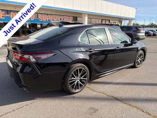 2021 Toyota Camry SE Nightshade