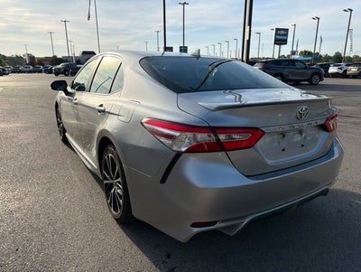 2020 Toyota Camry SE