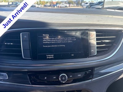 2023 Buick Enclave Essence