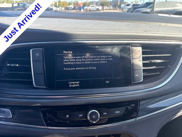 2023 Buick Enclave Essence