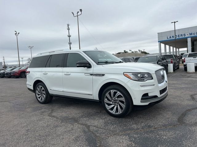 2023 Lincoln Navigator Reserve