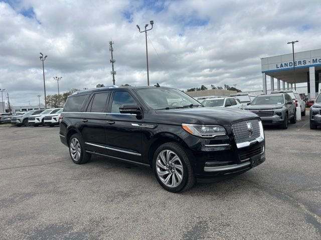 2022 Lincoln Navigator L Reserve