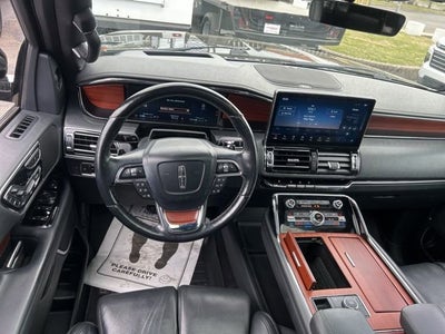 2022 Lincoln Navigator L Reserve