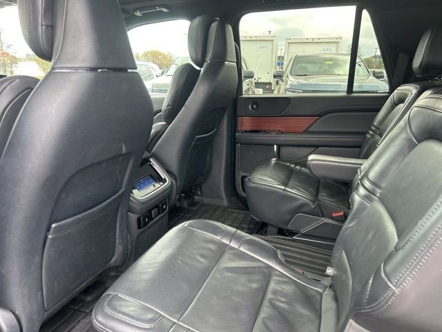 2022 Lincoln Navigator L Reserve