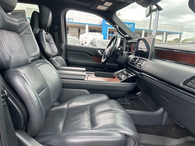 2022 Lincoln Navigator L Reserve