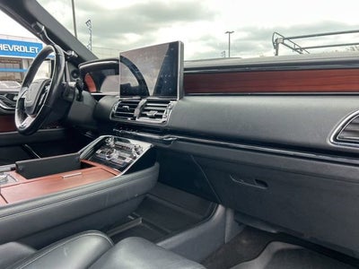 2022 Lincoln Navigator L Reserve